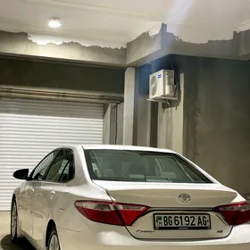 Toyota Camry 2015