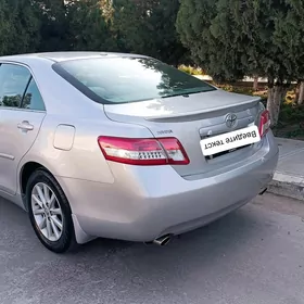 Toyota Camry 2010