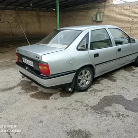 Opel Vectra 1990