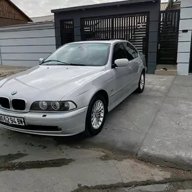 BMW E39 2002