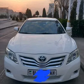 Toyota Camry 2010