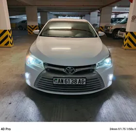 Toyota Camry 2016