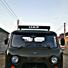 UAZ 452 1999