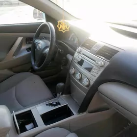 Toyota Camry 2010