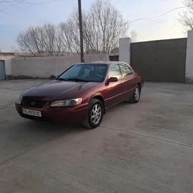 Toyota Camry 1999