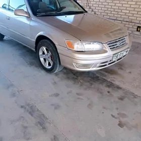 Toyota Camry 1997