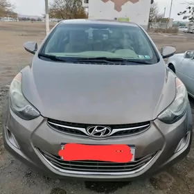 Hyundai Elantra 2011