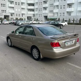 Toyota Camry 2005