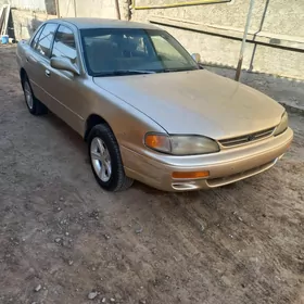 Toyota Camry 1995