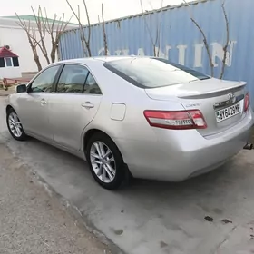 Toyota Camry 2010