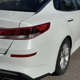 Kia Optima 2019