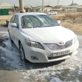 Toyota Camry 2010