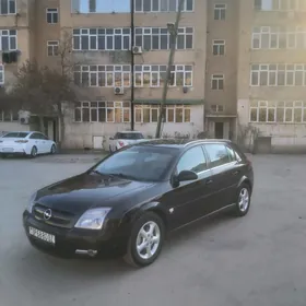 Opel Signum 2003