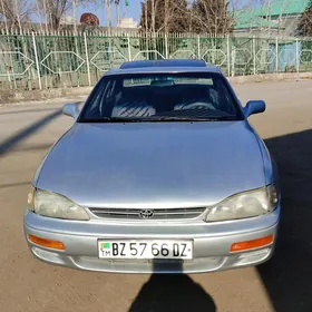 Toyota Camry 1992