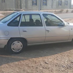 Daewoo Nexia 2001