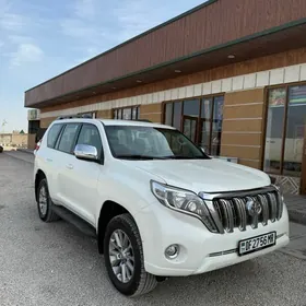 Toyota Land Cruiser Prado 2011