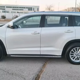 Toyota Highlander 2019