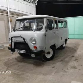 UAZ 2206 2000