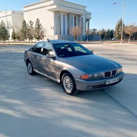 BMW E39 1999