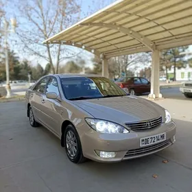 Toyota Camry 2003