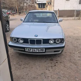 BMW 520 1990