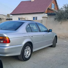 BMW E39 1999