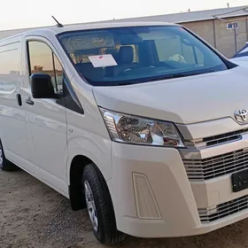 Toyota Hiace 2020