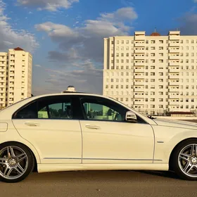 Mercedes-Benz C350 2009