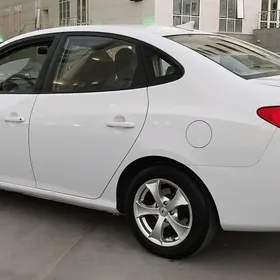 Hyundai Elantra 2010