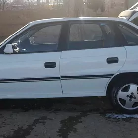 Opel Astra 1992