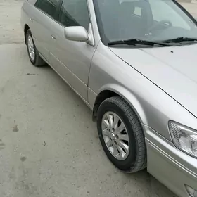 Toyota Camry 2000