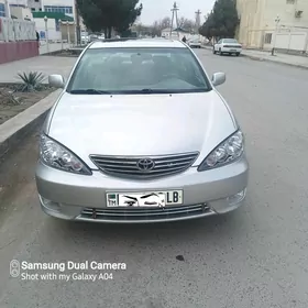 Toyota Camry 2005