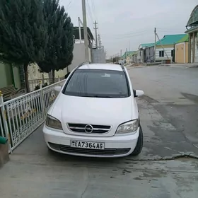 Opel Zafira 2004