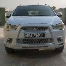 Mitsubishi Outlander Sport 2010