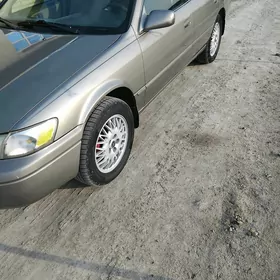 Toyota Camry 1999