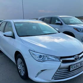 Toyota Camry 2017