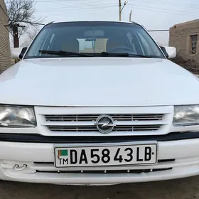 Opel Astra 1992