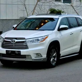 Toyota Highlander 2016