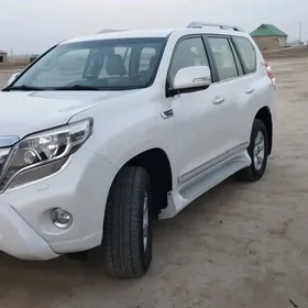 Toyota Land Cruiser Prado 2014