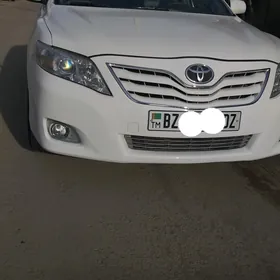 Toyota Camry 2011