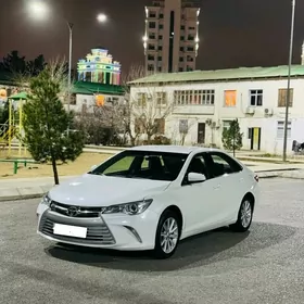 Toyota Camry 2016