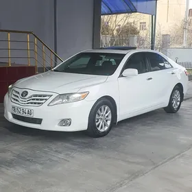 Toyota Camry 2010