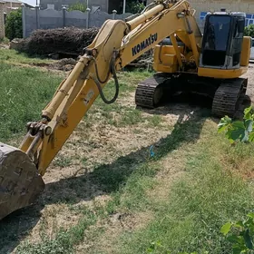 Komatsu PC210LC-11 2010