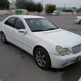 Mercedes-Benz C-Class 2002