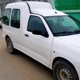 Volkswagen Caddy 2005