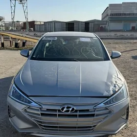 Hyundai Elantra 2020