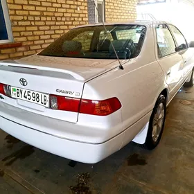 Toyota Camry 2001