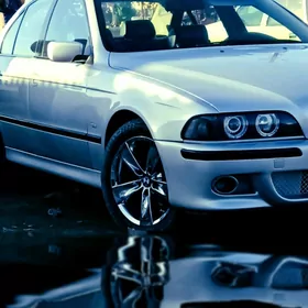 BMW E39 2000