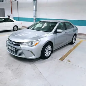 Toyota Camry 2016