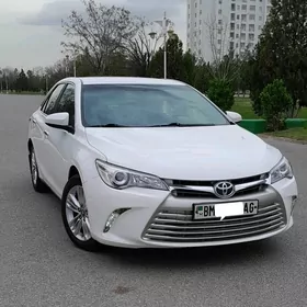 Toyota Camry 2017